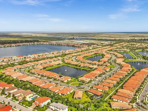 8928 Bastille Circle Parkland FL 33076