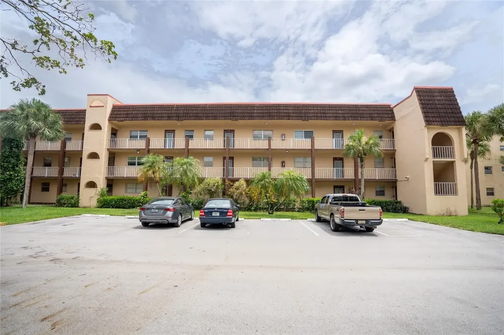 2780 N Pine Island Road Sunrise FL 33322