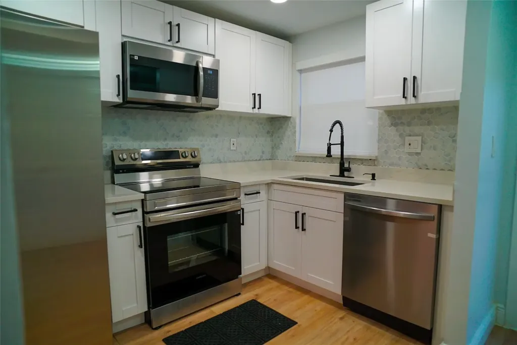 2780 N Pine Island Road Sunrise FL 33322