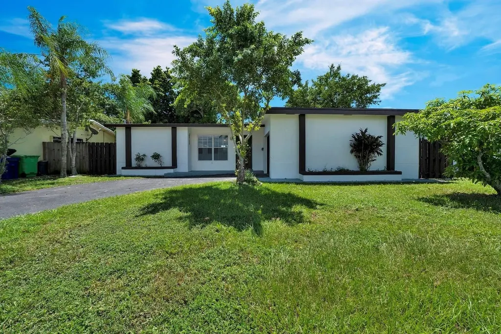 8360 NW 25th Court Sunrise FL 33322