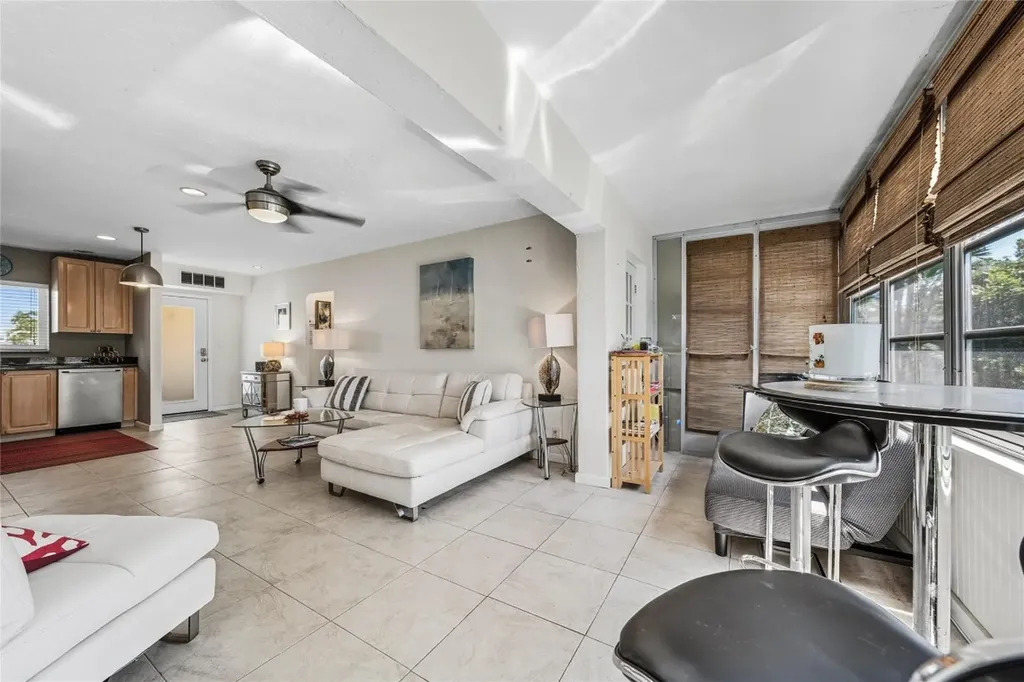 1000 SE 4th Street Fort Lauderdale FL 33301