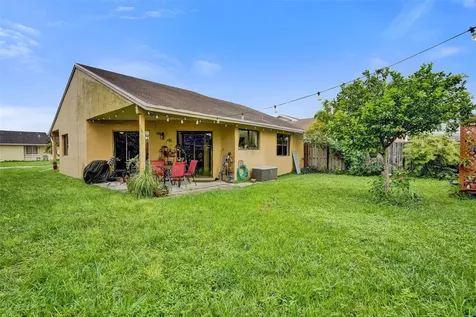 10921 SW 10th Court Pembroke Pines FL 33025