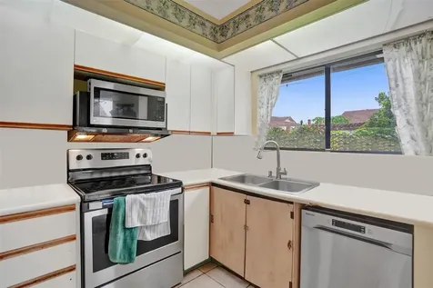 10921 SW 10th Court Pembroke Pines FL 33025