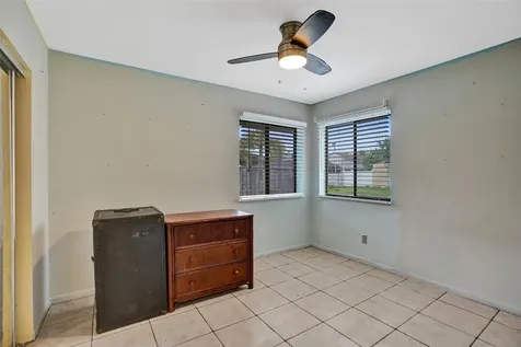 10921 SW 10th Court Pembroke Pines FL 33025