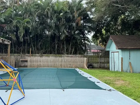 6101 Balsam Drive Fort Pierce FL 34982