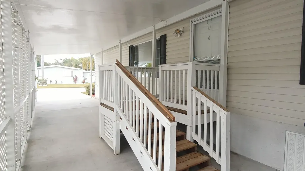 8204 South Street Boca Raton FL 33433