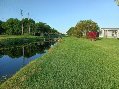 8204 South Street Boca Raton FL 33433