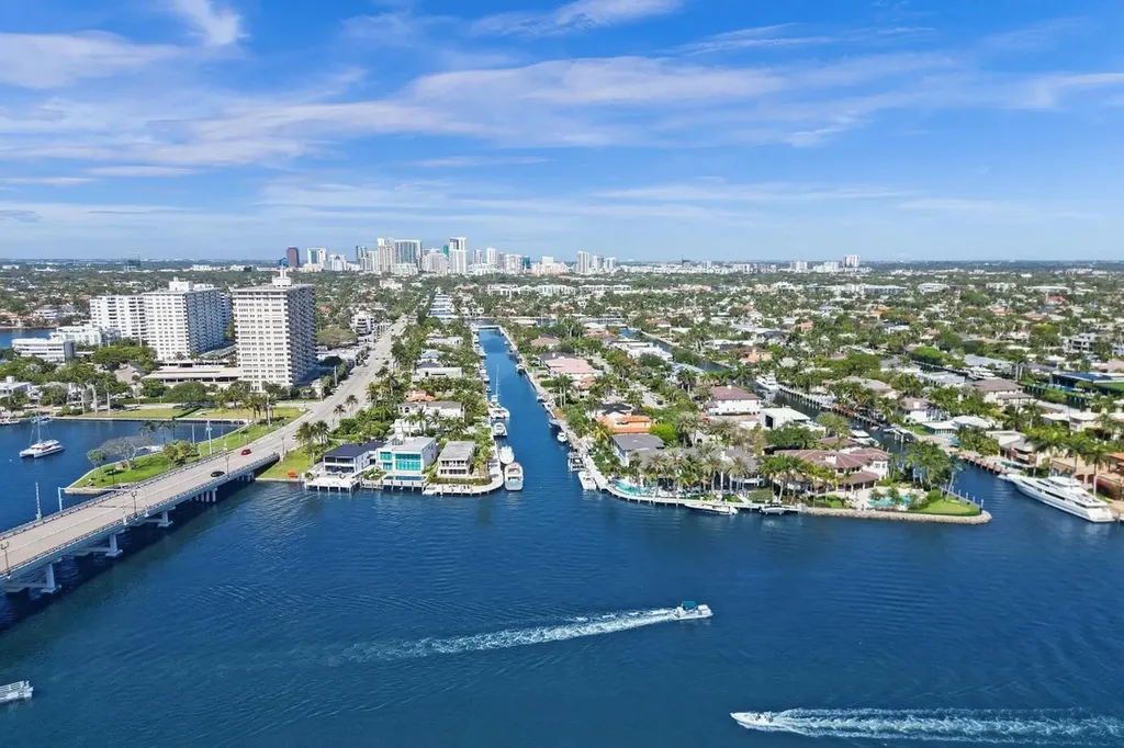 200 S Birch Road Fort Lauderdale FL 33316
