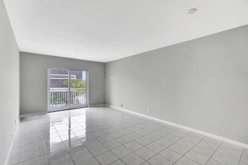 200 S Birch Road Fort Lauderdale FL 33316