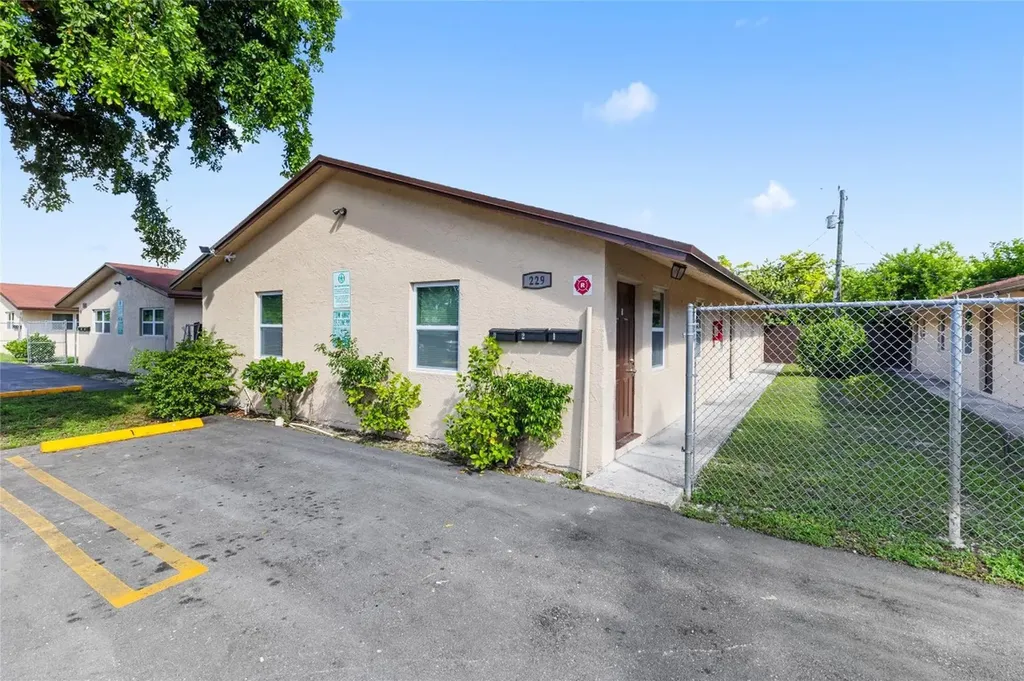 229 NW 12th Court Pompano Beach FL 33060