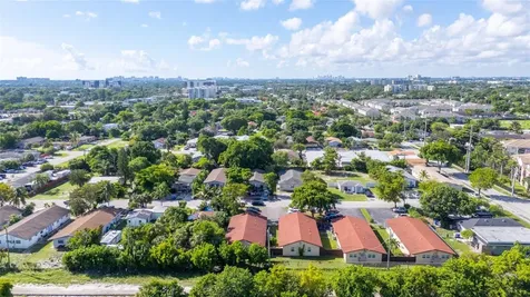233 NW 12th Court Pompano Beach FL 33060