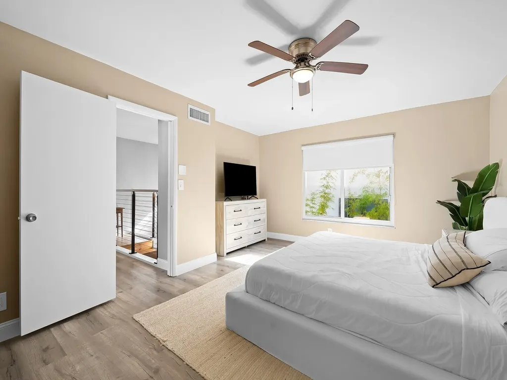 1524 SE 12th Street Fort Lauderdale FL 33316