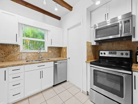 1524 SE 12th Street Fort Lauderdale FL 33316