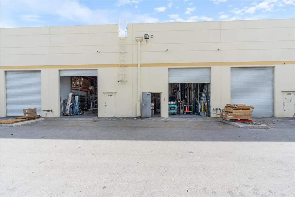 1723 Banks Road Margate FL 33063