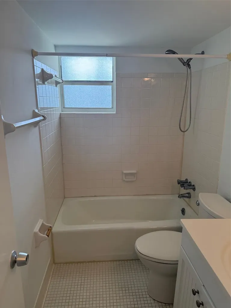 2141 NE 1st Court Boynton Beach FL 33435
