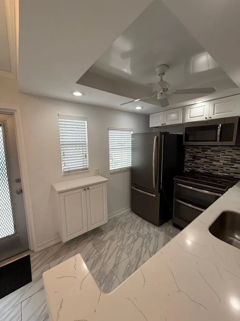 2141 NE 1st Court Boynton Beach FL 33435
