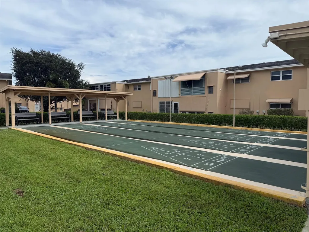2141 NE 1st Court Boynton Beach FL 33435