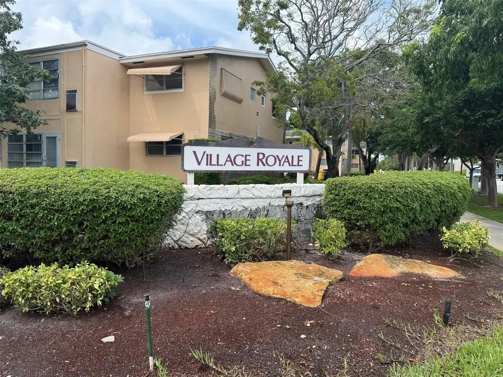 2141 NE 1st Court Boynton Beach FL 33435