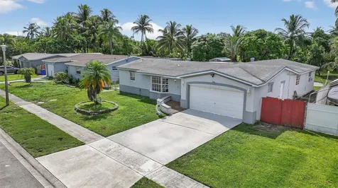 6534 NW 1st Street Margate FL 33063