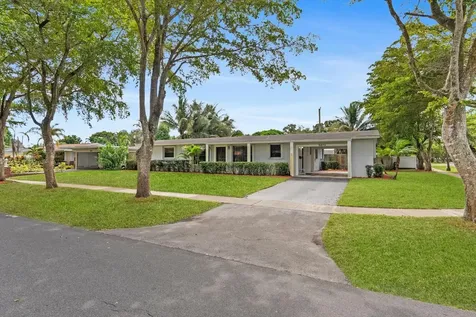 5672 SW 2nd Street Plantation FL 33317