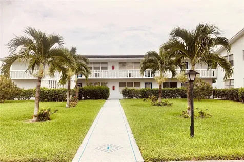 144 Farnham F Deerfield Beach FL 33442