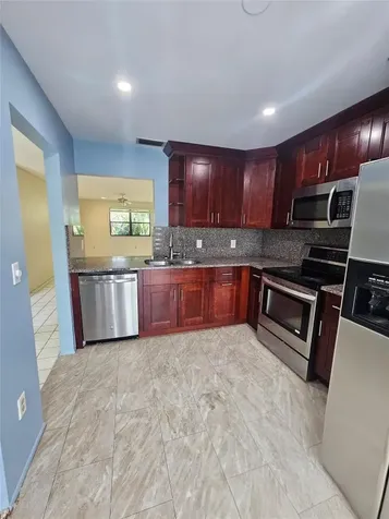 263 Deerfield Court Royal Palm Beach FL 33411