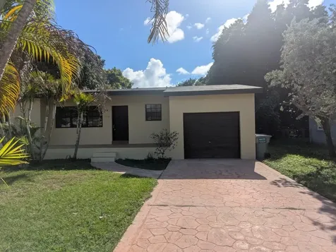 2708 Adams Street Hollywood FL 33020