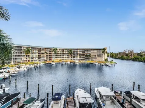 1537 E Hillsboro Boulevard Deerfield Beach FL 33441