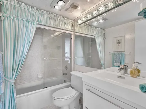 1537 E Hillsboro Boulevard Deerfield Beach FL 33441
