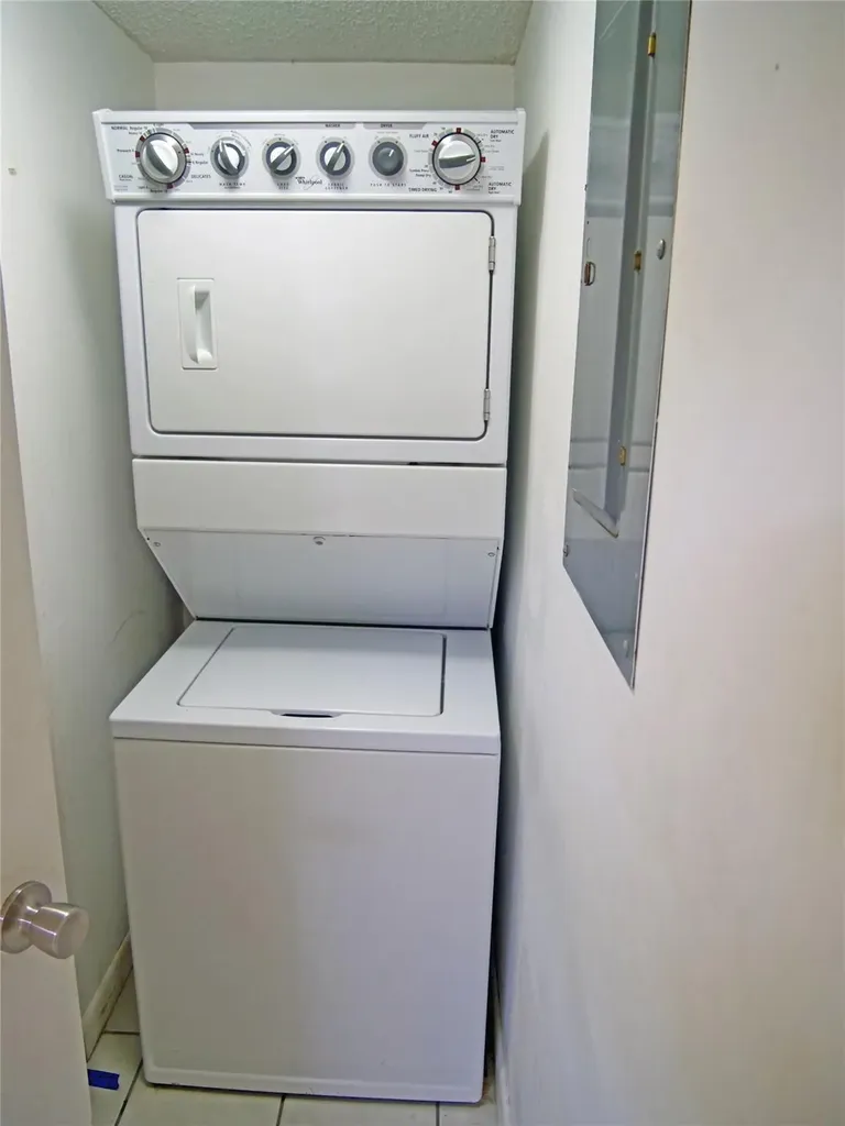 1278 S Military Trail Deerfield Beach FL 33442