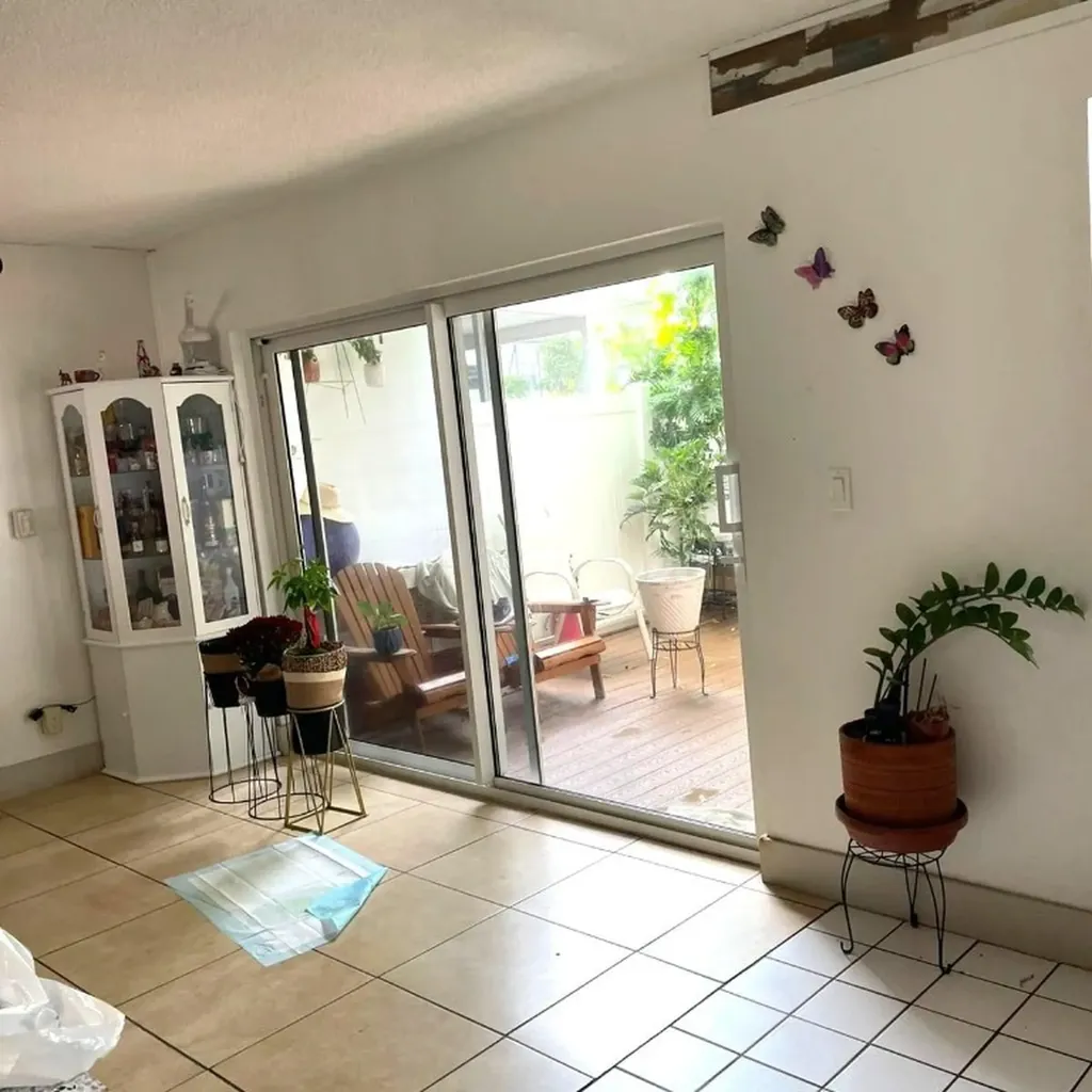 6728 SW 40th Street Davie FL 33314
