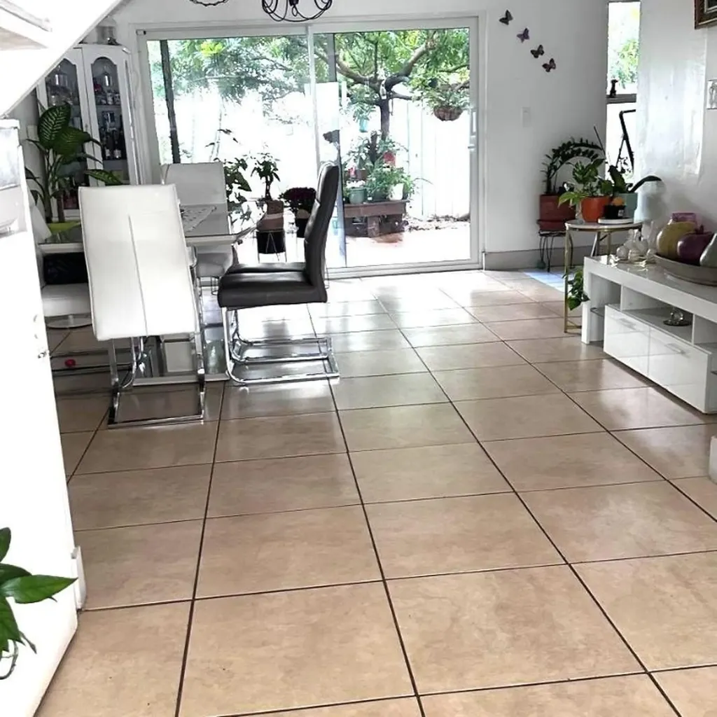 6728 SW 40th Street Davie FL 33314