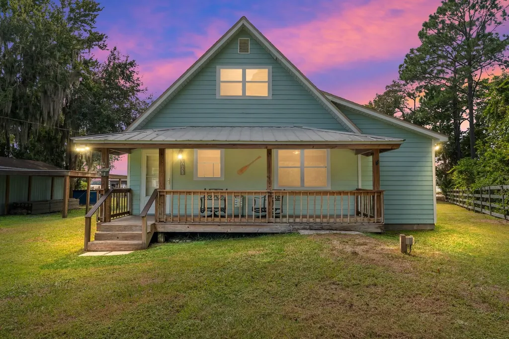115 Flora Terrace Florahome FL 32640