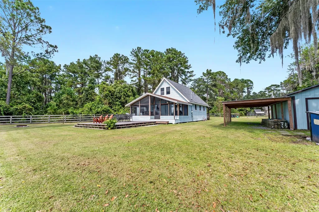 115 Flora Terrace Florahome FL 32640