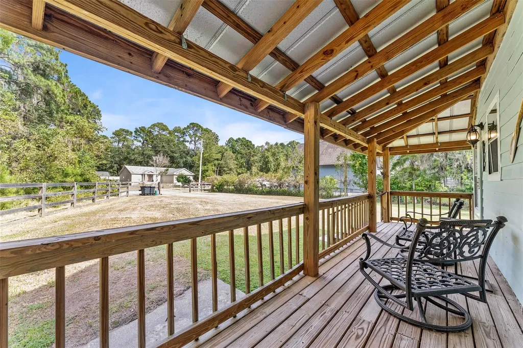 115 Flora Terrace Florahome FL 32640