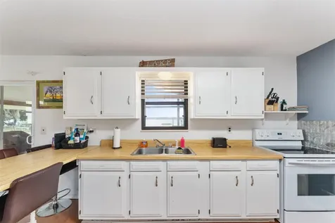 115 Flora Terrace Florahome FL 32640