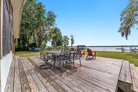 115 Flora Terrace Florahome FL 32640