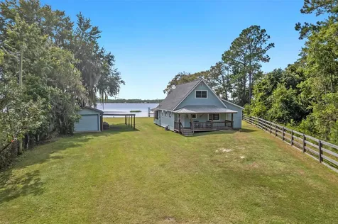 115 Flora Terrace Florahome FL 32640
