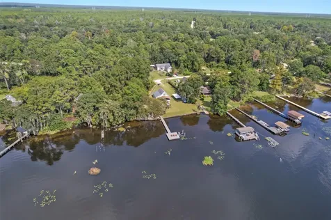 115 Flora Terrace Florahome FL 32640