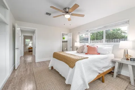 300 NE 43rd Street Oakland Park FL 33334