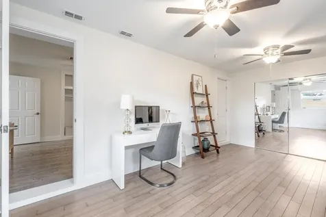 300 NE 43rd Street Oakland Park FL 33334