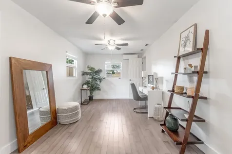 300 NE 43rd Street Oakland Park FL 33334
