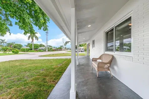 300 NE 43rd Street Oakland Park FL 33334