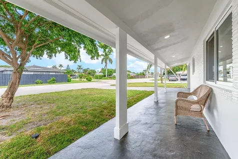 300 NE 43rd Street Oakland Park FL 33334