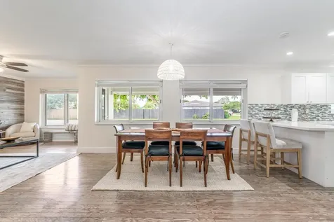 300 NE 43rd Street Oakland Park FL 33334