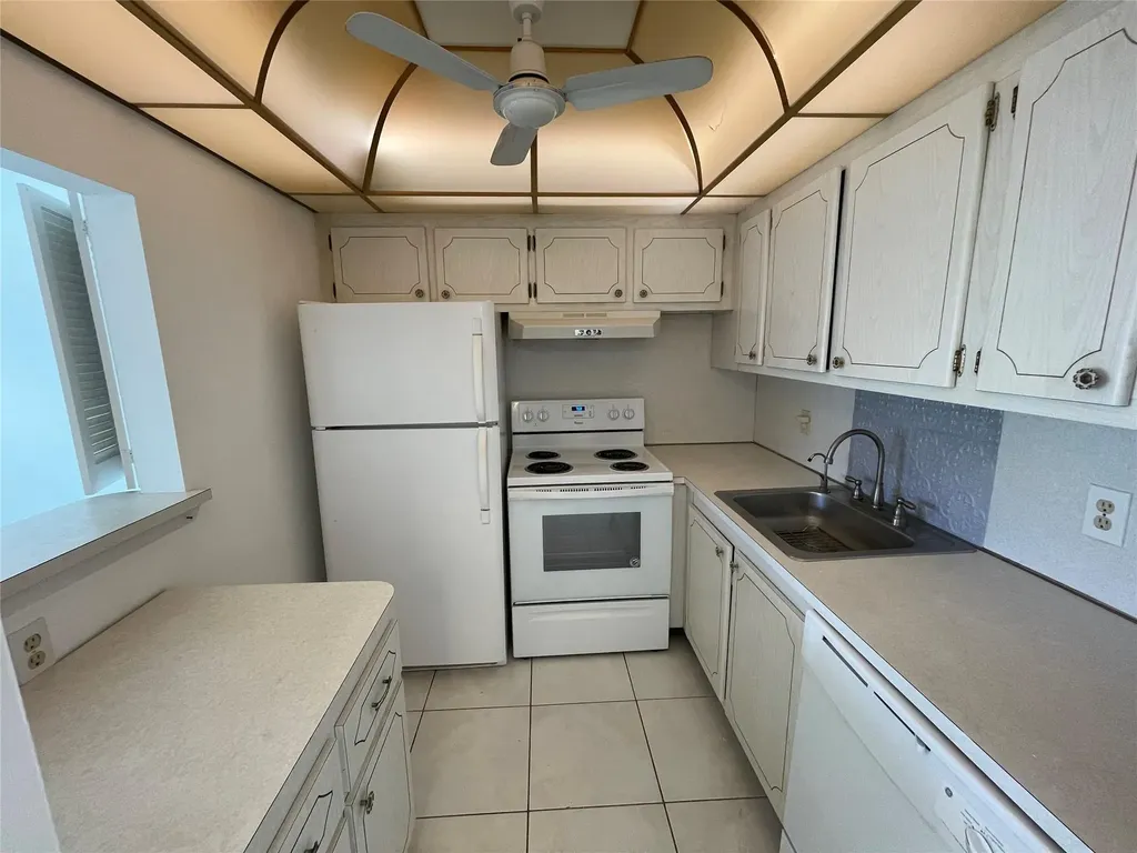 116 Prescott F Deerfield Beach FL 33442