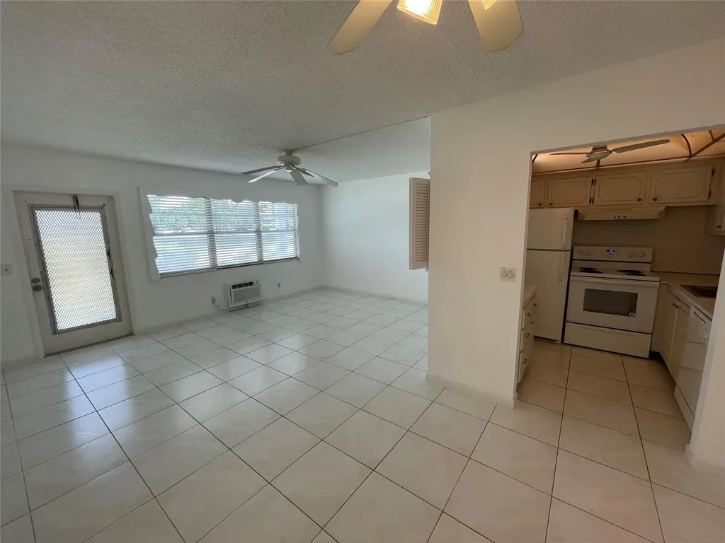 116 Prescott F Deerfield Beach FL 33442