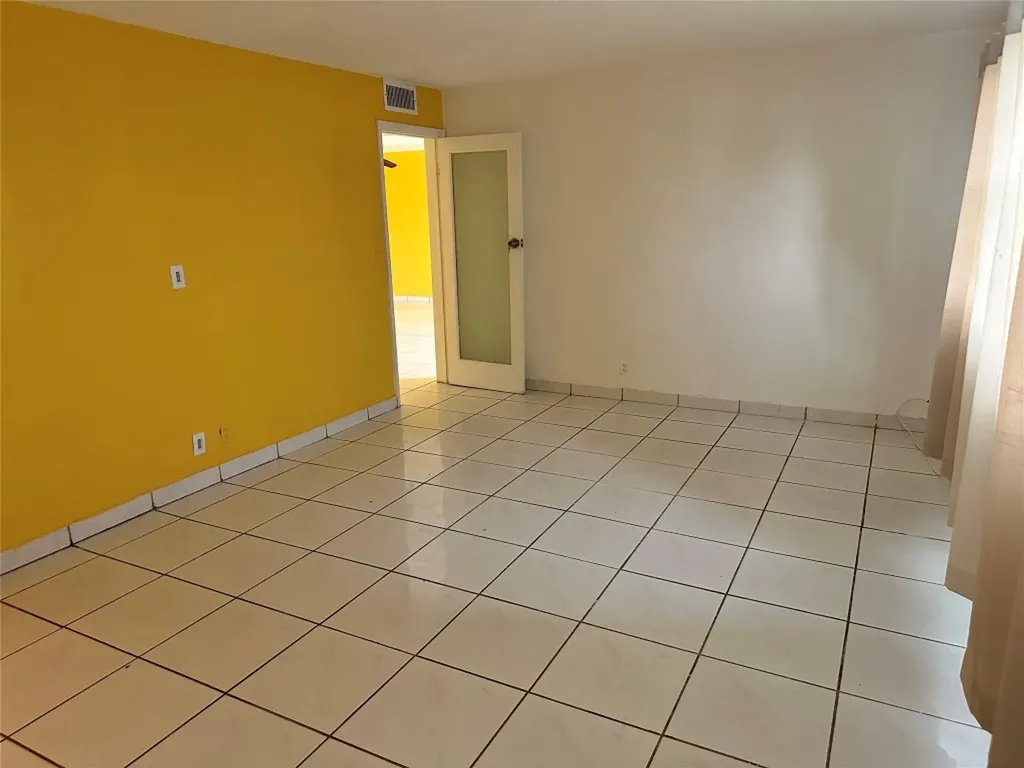 5900 NW 17th Place Sunrise FL 33313