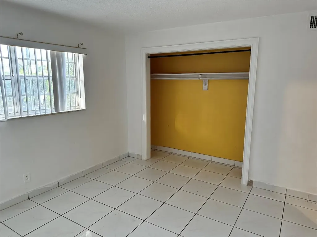 5900 NW 17th Place Sunrise FL 33313