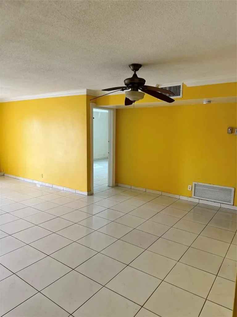 5900 NW 17th Place Sunrise FL 33313